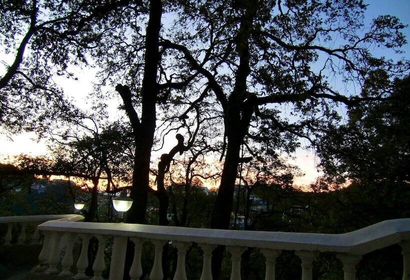 בית מלון כפרי Madhuban Sarovar Portico Mussoorie