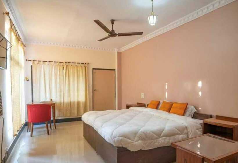 호텔 Maharaja Kothi