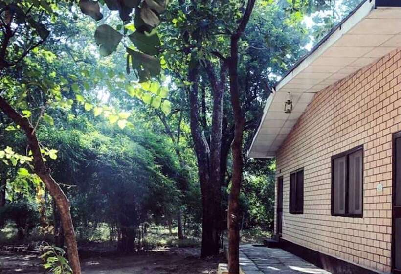 בית מלון כפרי Maharaja Kothi