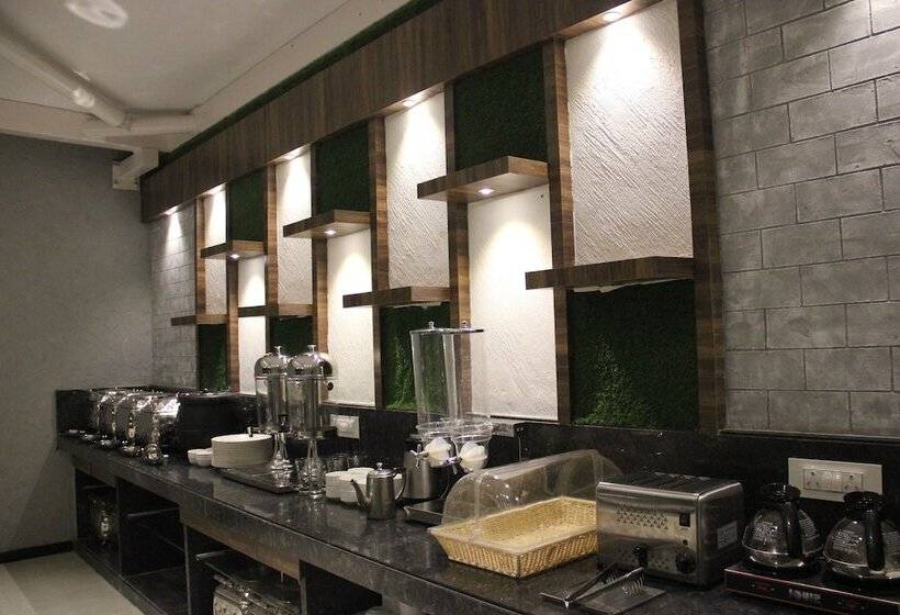 酒店 Meritas Adore Resort Lonavala