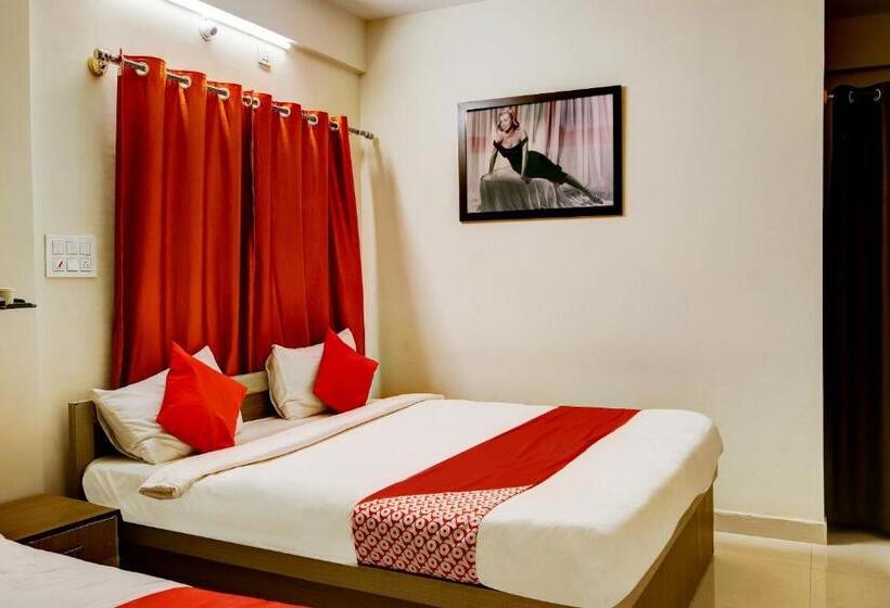 Hotel Mohan Residency