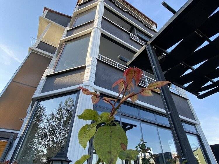 Отель No57 Suites