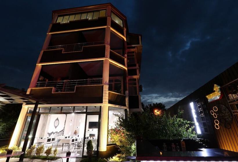 Отель No57 Suites