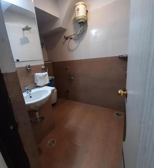 호텔 Opera Inn Near Central Bus Stand