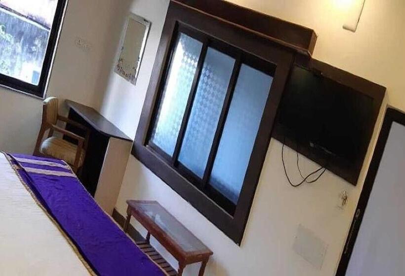 호텔 Opera Inn Near Central Bus Stand