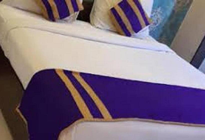 호텔 Opera Inn Near Central Bus Stand