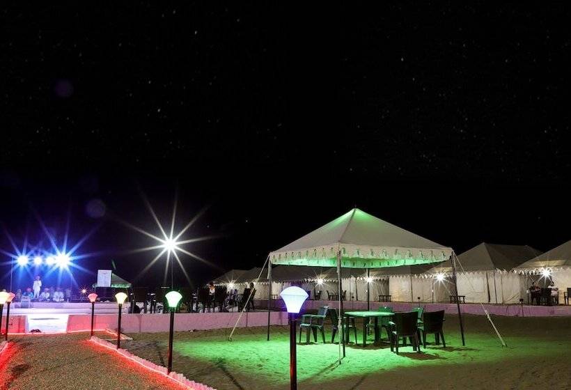 فندق Patel Desert Camp