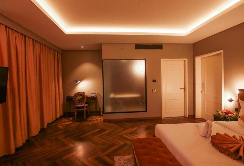 ホテル Polo Towers Agartala