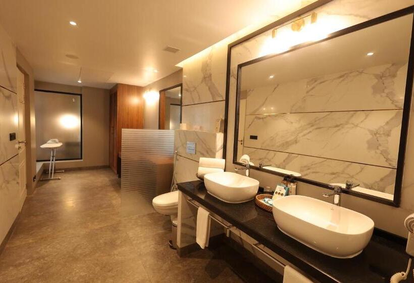 ホテル Polo Towers Agartala