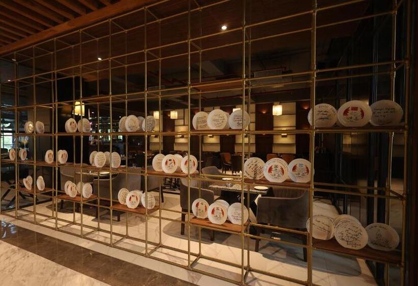 ホテル Polo Towers Agartala