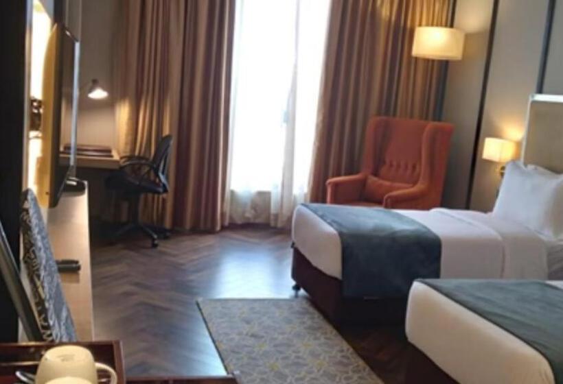 ホテル Polo Towers Agartala