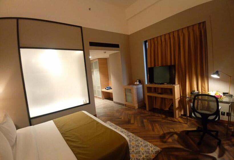 ホテル Polo Towers Agartala