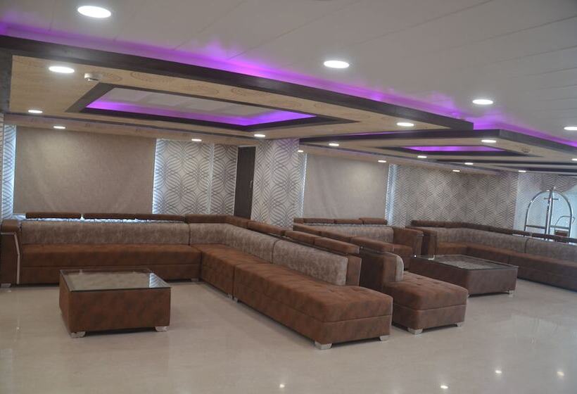 酒店 Rajeev Regency