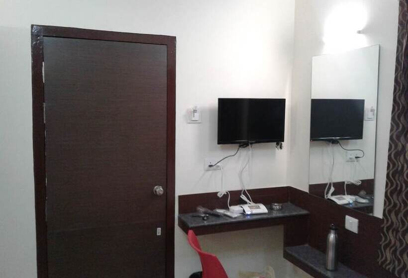 בית מלון כפרי Rb Residency