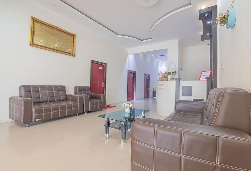 בית מלון כפרי Reddoorz Syariah @ Jalan Tjilik Riwut