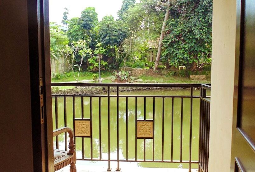 Отель Revive Bogor Pendopo 45 Resort