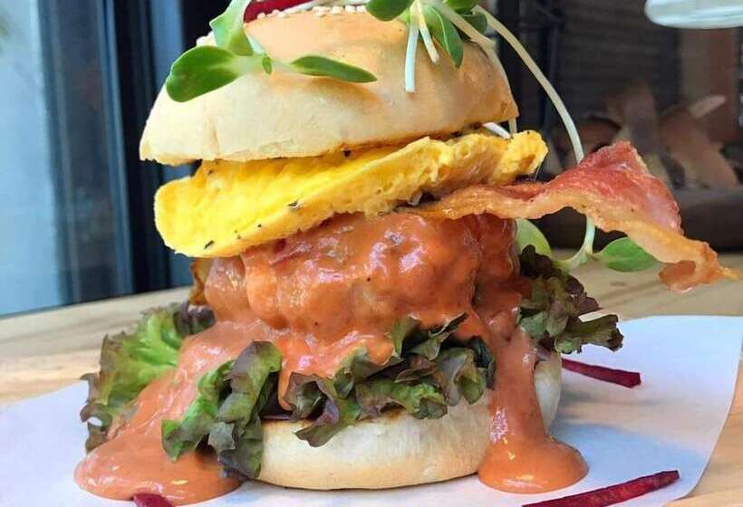 Hotel Rewild Camp And Cafe