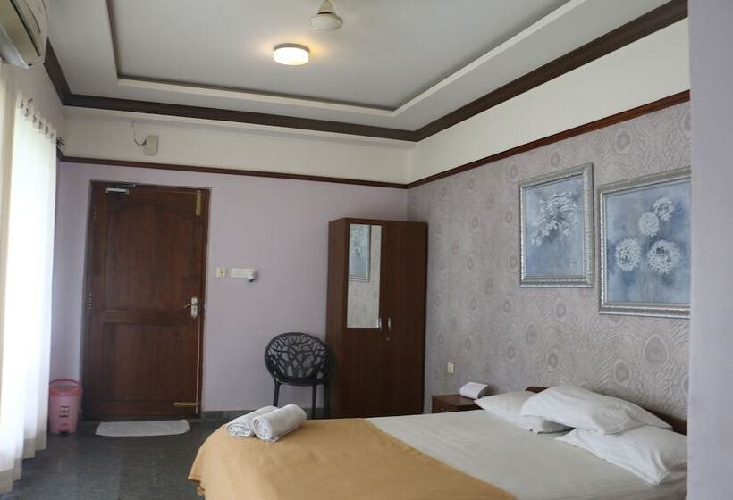 فندق Royal County Resorts