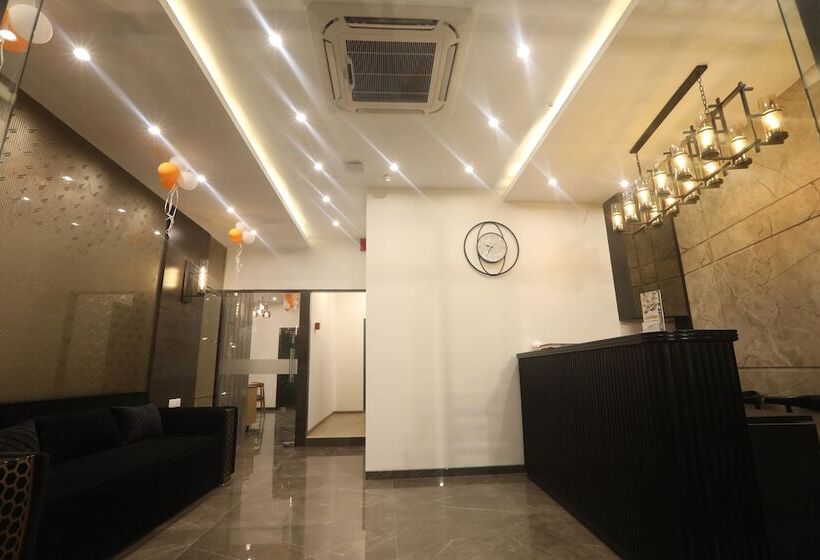 Отель Royal Inn Mahalaxmi