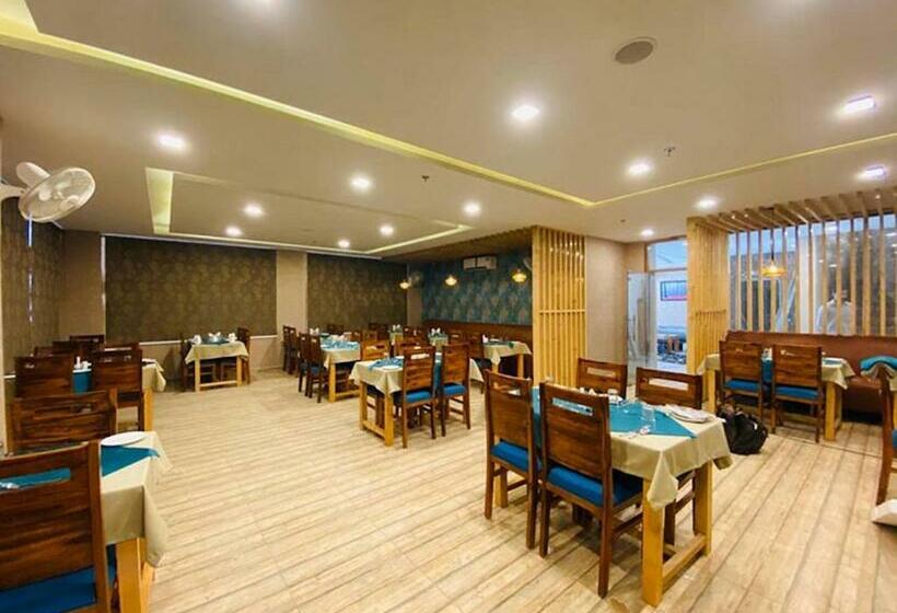 Отель Royal Mansion