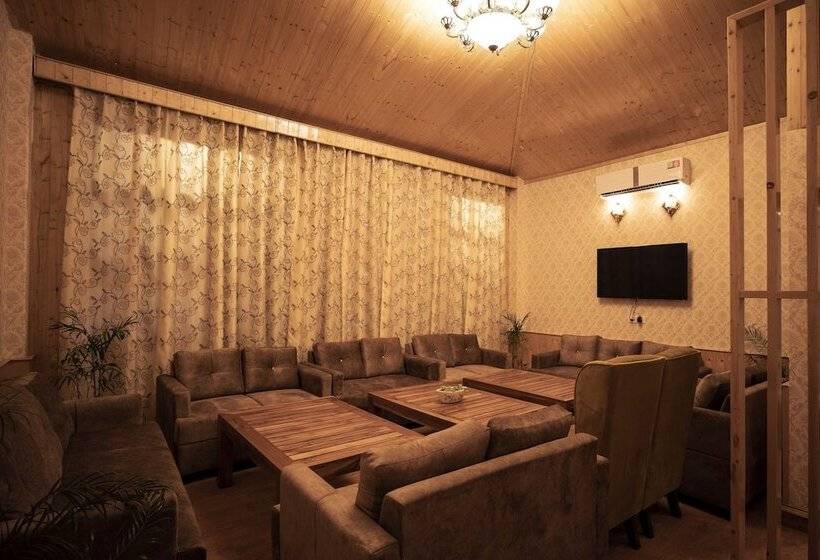 Отель Royal Mansion