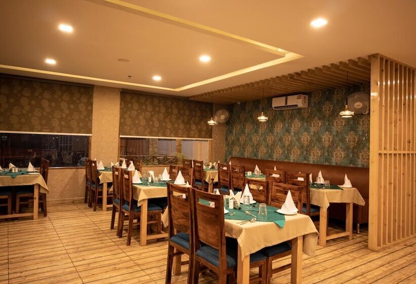 Отель Royal Mansion