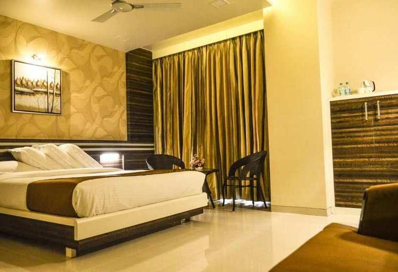 فندق Rudra Shelter Business