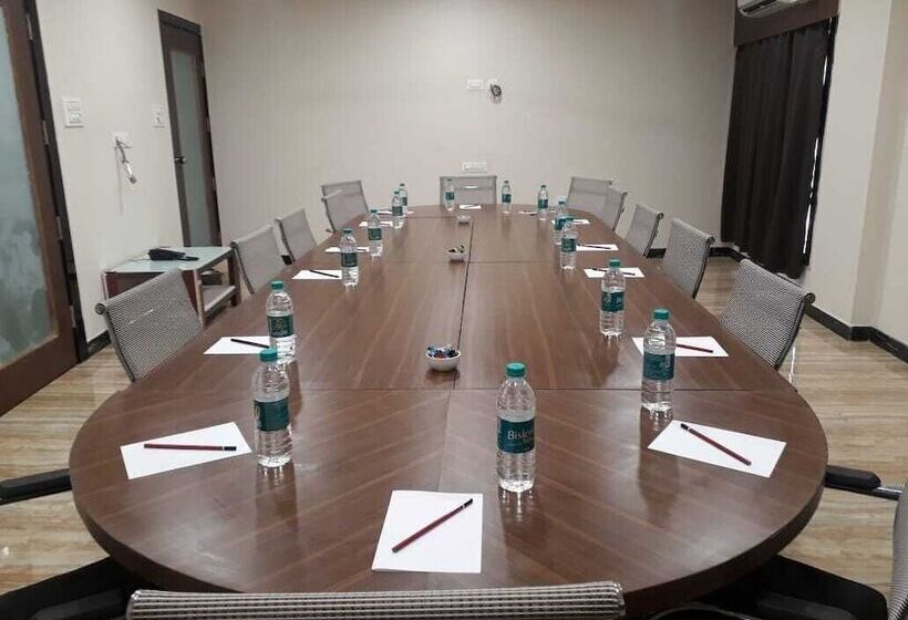 בית מלון כפרי Bidar Gateway