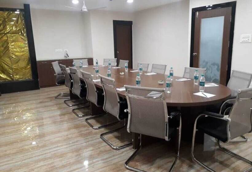 בית מלון כפרי Bidar Gateway