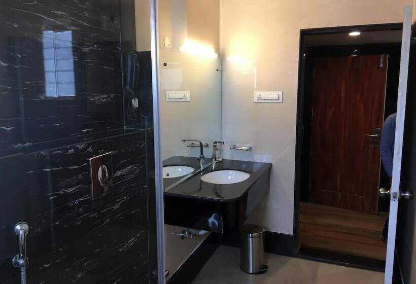 בית מלון כפרי Bidar Gateway