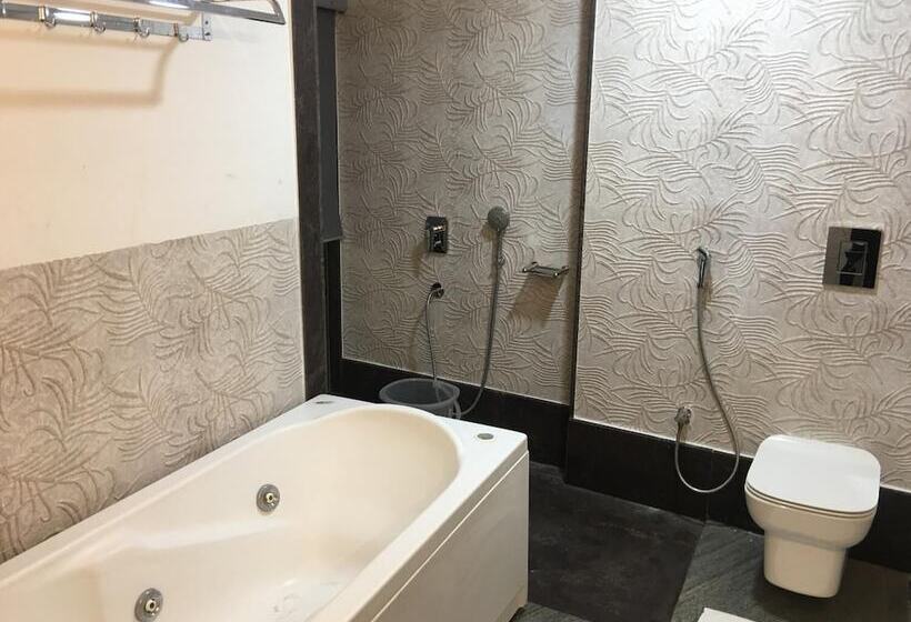 בית מלון כפרי Bidar Gateway