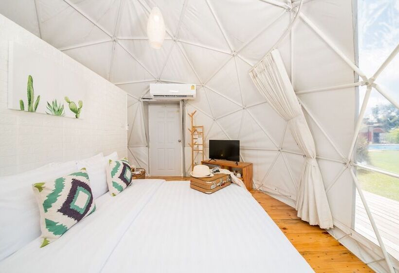 בית מלון כפרי The Campster Kanchanaburi