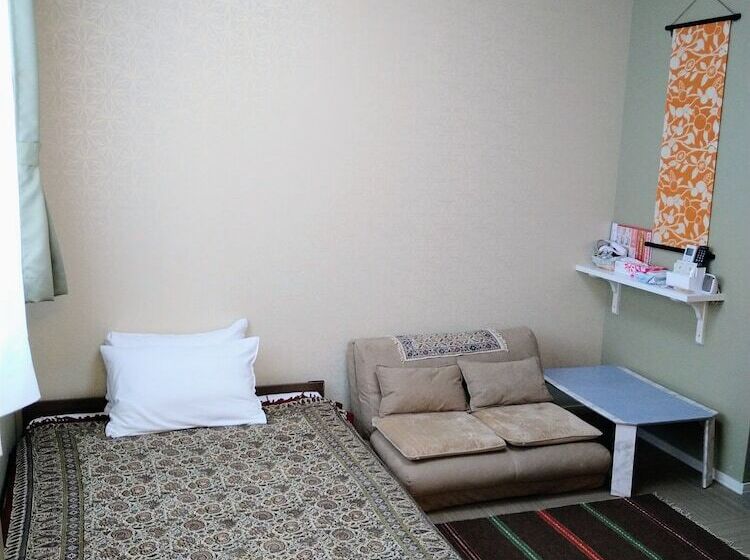 Отель Tokyo Stay Hut Sari