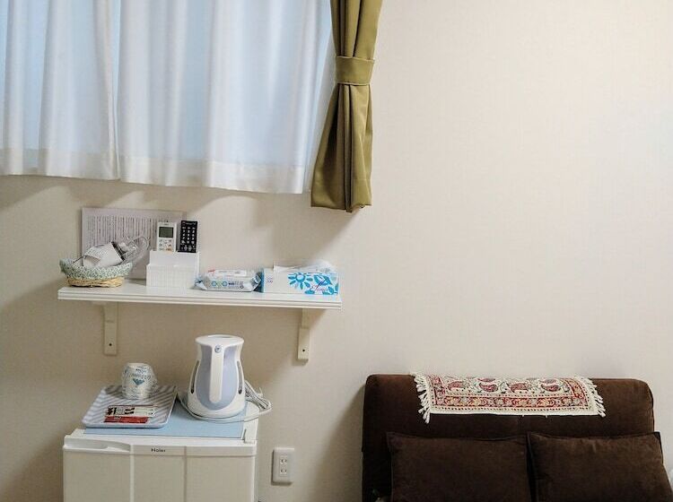 Отель Tokyo Stay Hut Sari