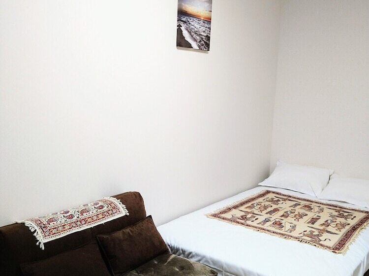 Отель Tokyo Stay Hut Sari