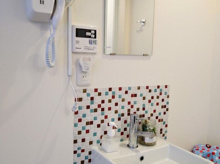 Отель Tokyo Stay Hut Sari