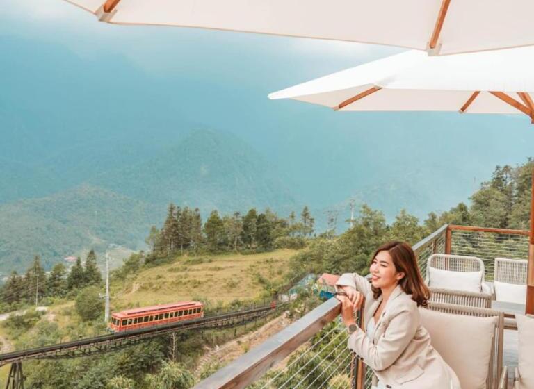 هتل Viettrekking Sapa