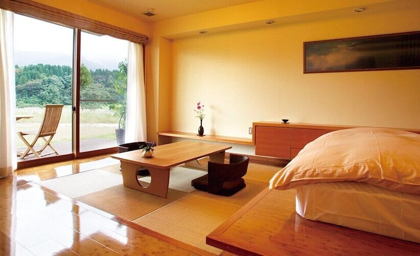 פנסיון Maki No Oto