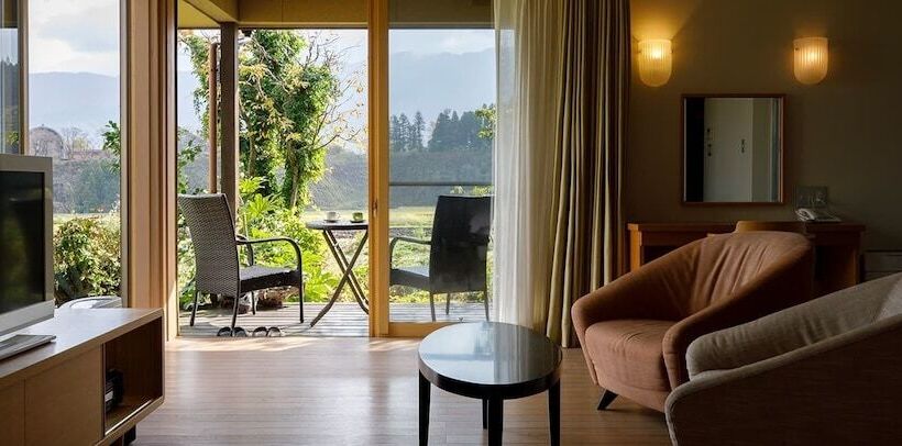 פנסיון Maki No Oto