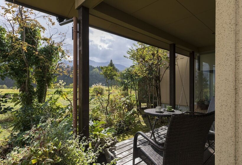 פנסיון Maki No Oto