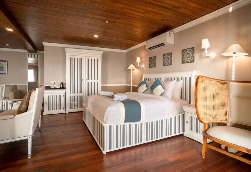 State Beach Resort & Spa