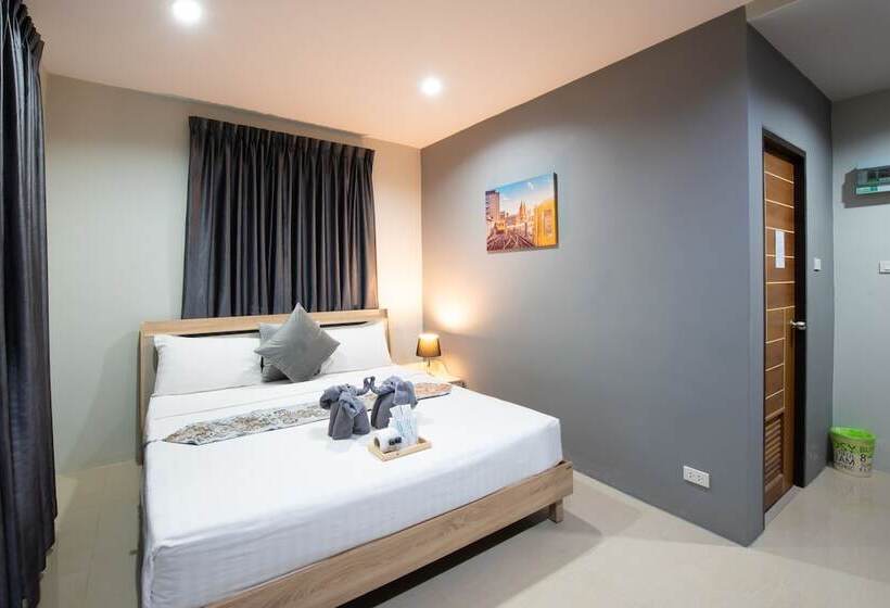 The Living Hotel Samutprakan