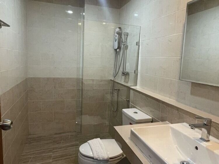 The Living Hotel Samutprakan