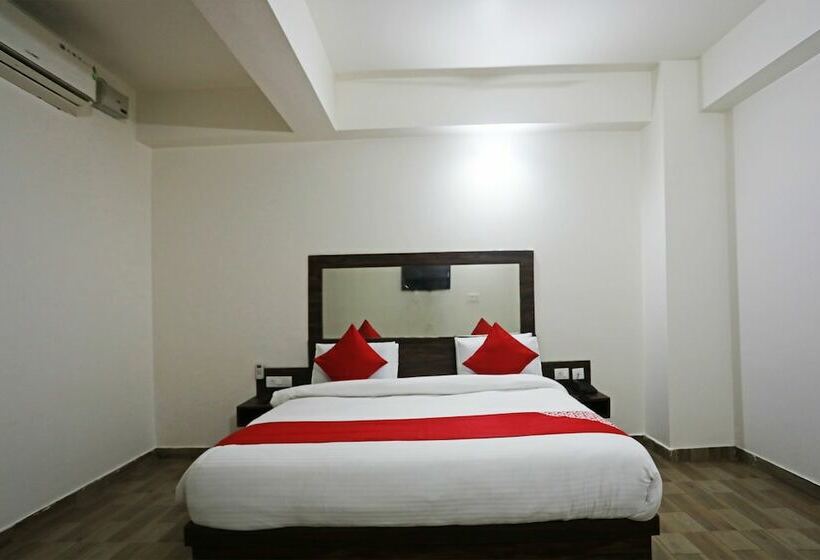 The Rejoice Hotel & Guesthouse By Oyo Rooms