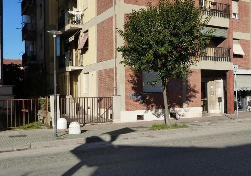 هاستل Airport Pisa Rooms