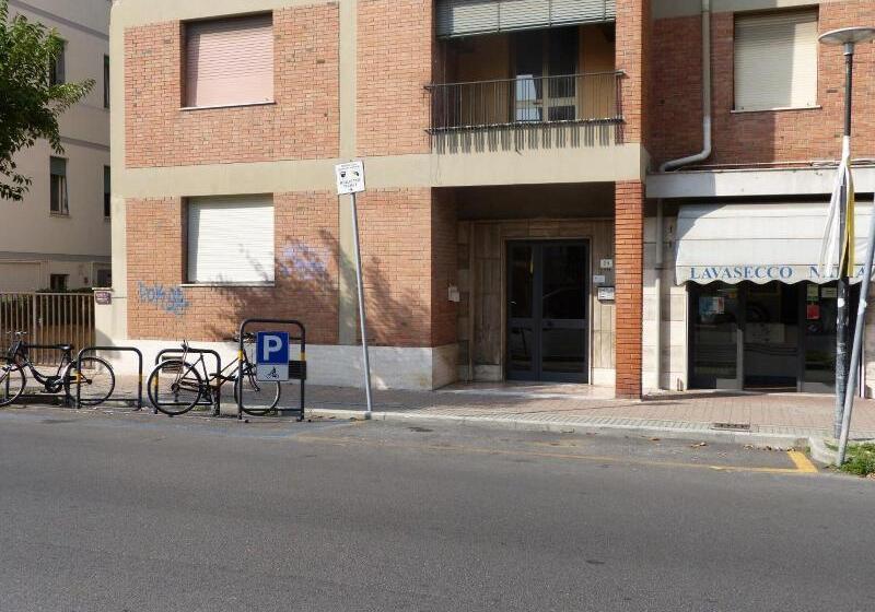 هاستل Airport Pisa Rooms