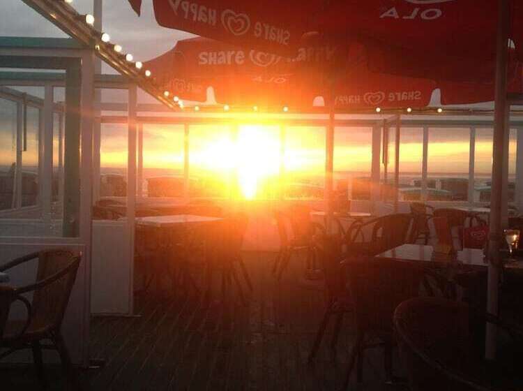 הוסטל Beach Hotel Katwijk