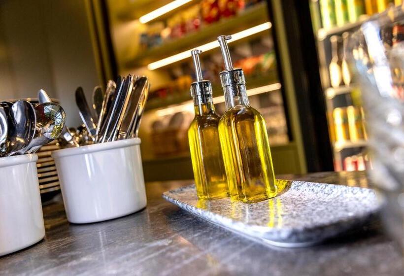 هاستل Tourist Inn One Amsterdam