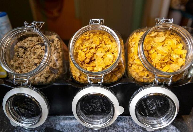 هاستل Tourist Inn One Amsterdam