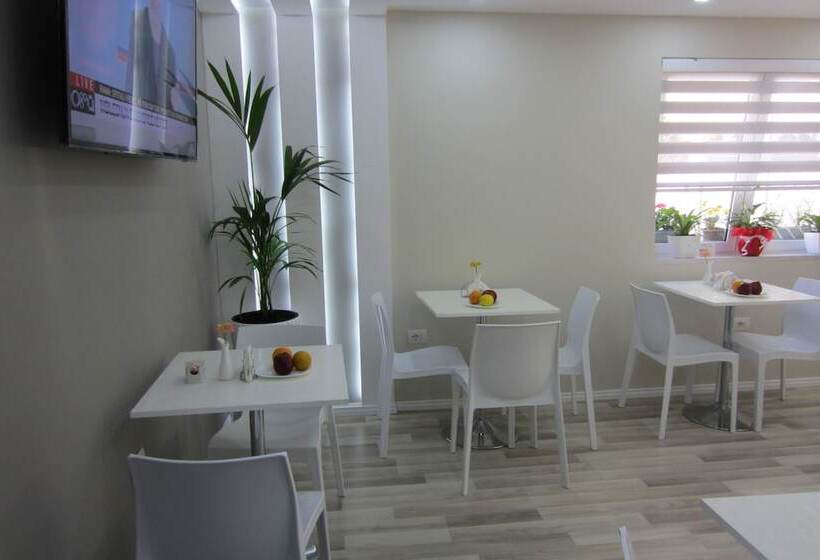 فندق صغير Freddy S